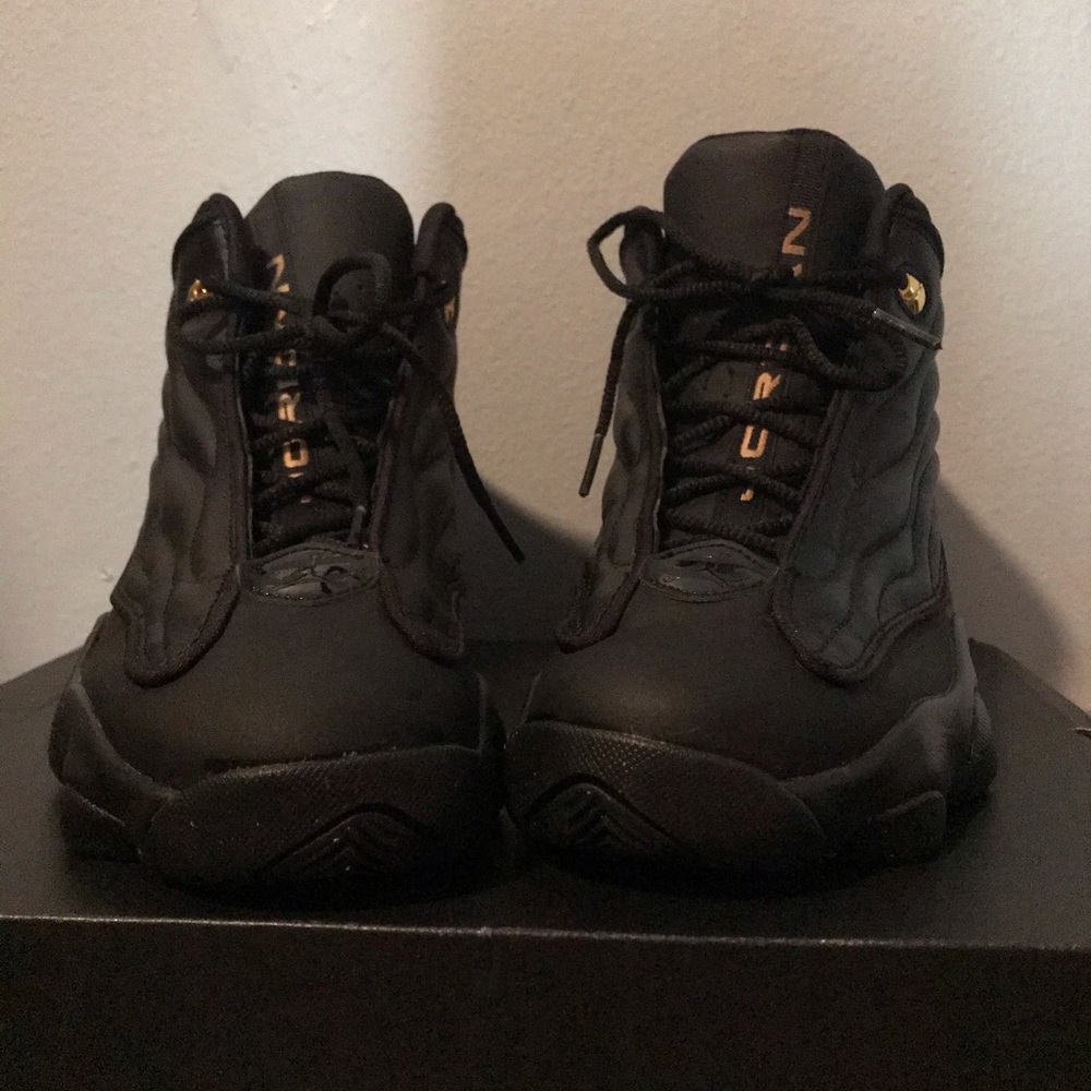 Jordan pro strong bg